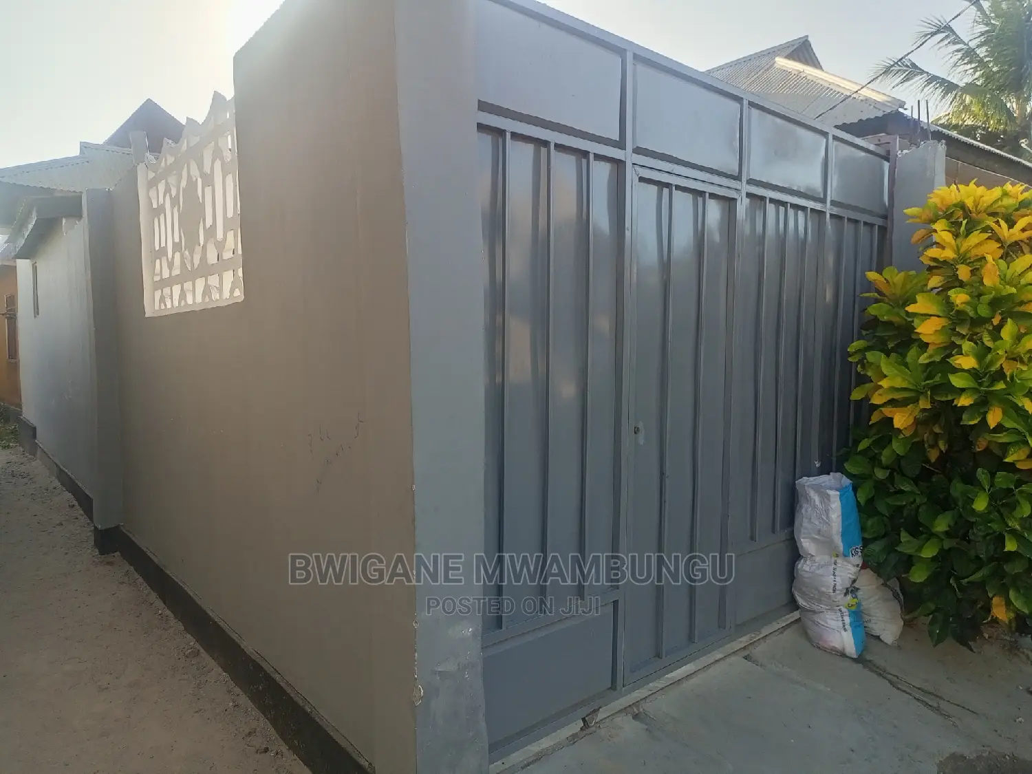 Furnished 4bdrm Apartment in Mbagala Chamazi for Sale
