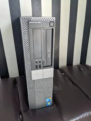Desktop Computer Dell 4GB Intel Core I5 HDD 500GB