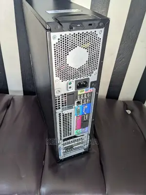 Desktop Computer Dell 4GB Intel Core I5 HDD 500GB