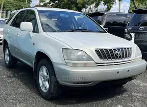 Toyota Harrier 2.4 16V 4WD 2001 White