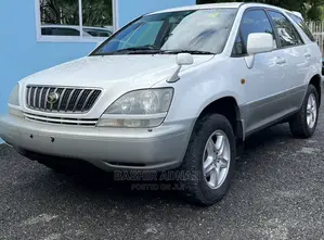 Toyota Harrier 2.4 16V 4WD 2001 White