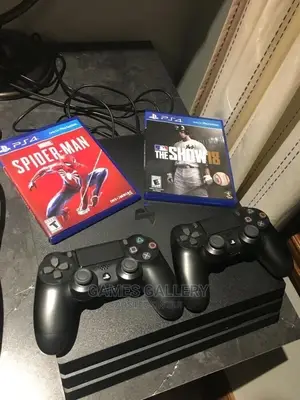Ps4 PRO Console + 12 Games