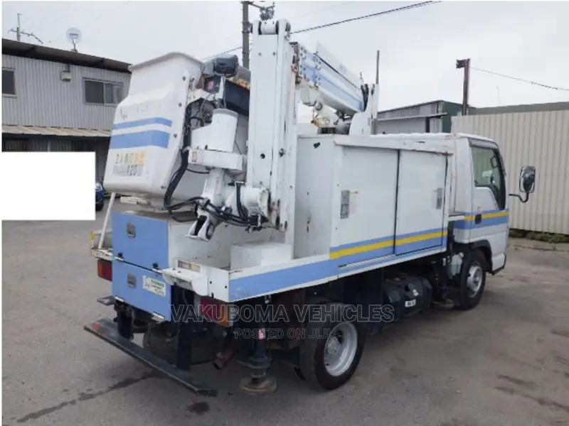 Isuzu Elf, Truck