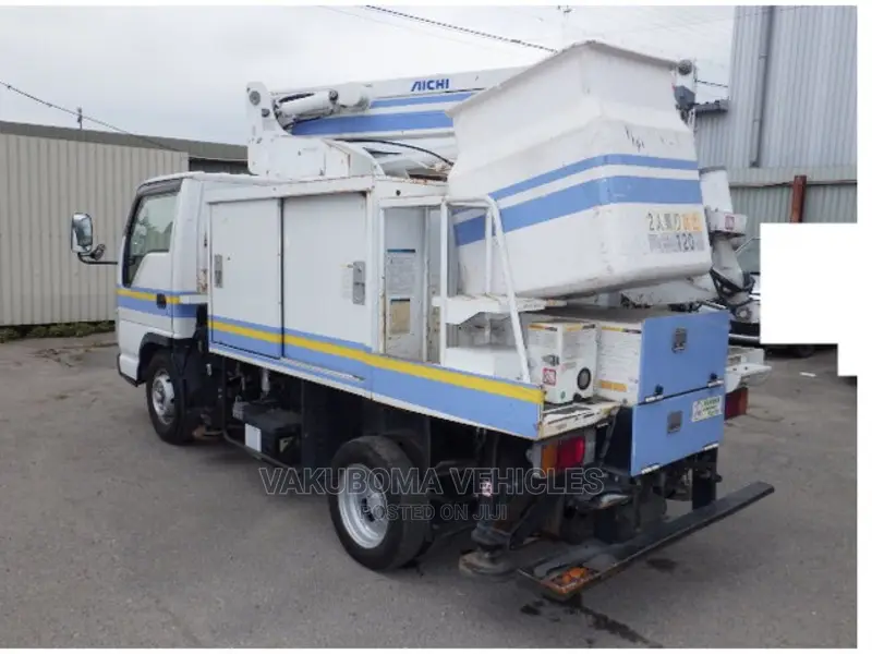 Isuzu Elf, Truck