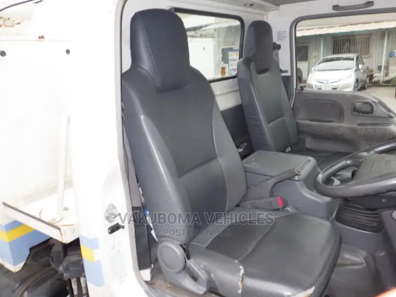Isuzu Elf, Truck
