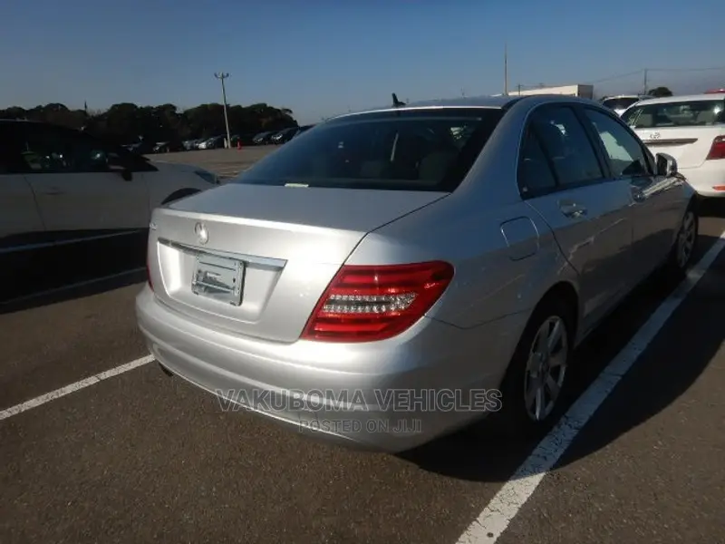 Mercedes-Benz C-Class 2012 Silver
