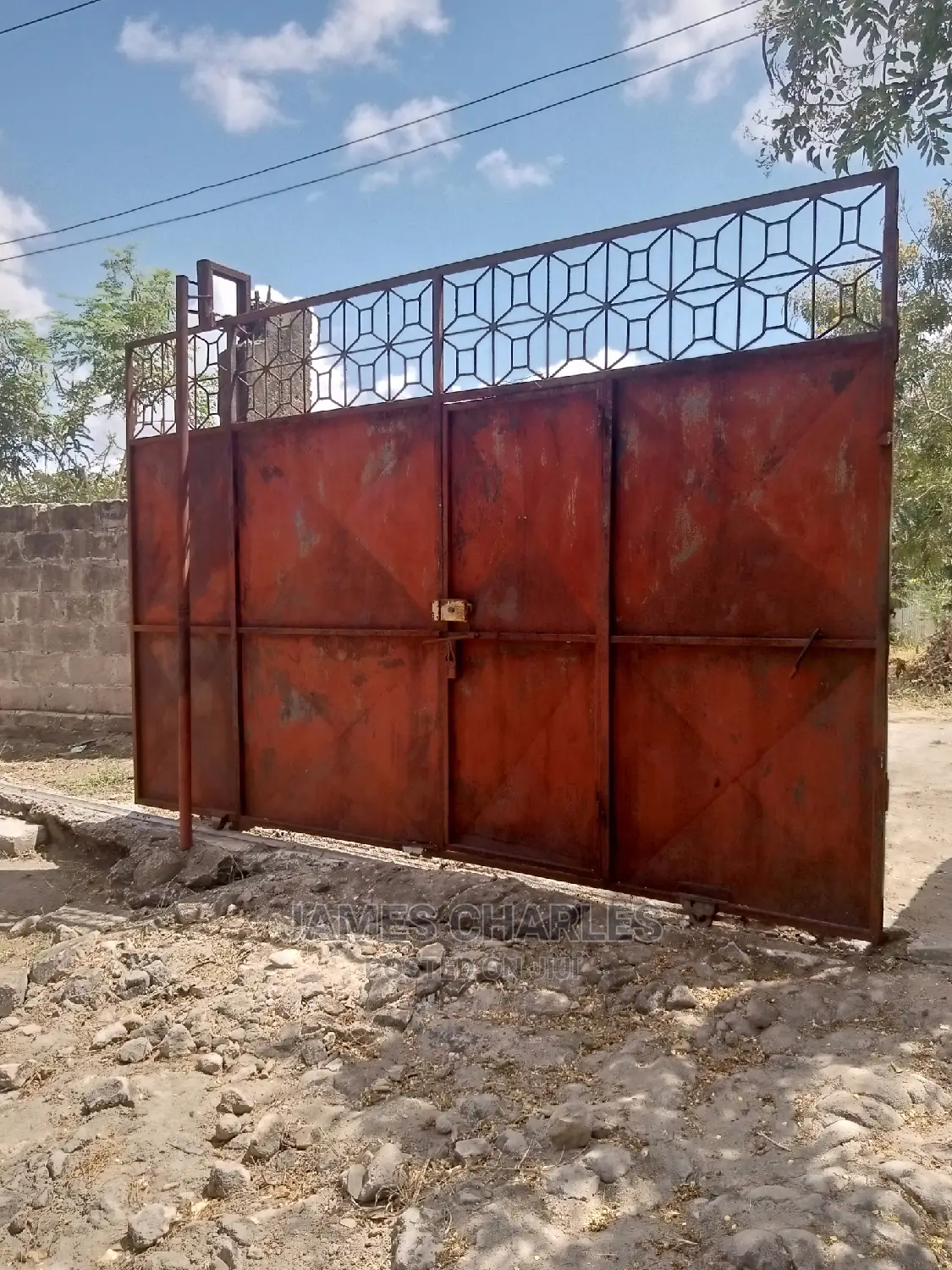 3bdrm Mansion in Kiluvya, Maili Mmoja for Sale