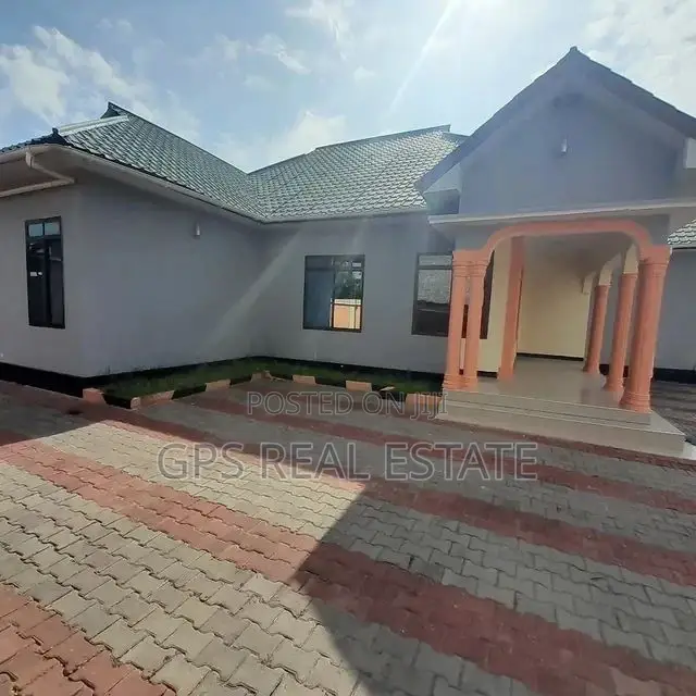 3bdrm House in Kibada, Kigamboni for Sale