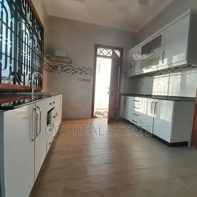 3bdrm House in Mikwambe Funcity, Kigamboni for Sale
