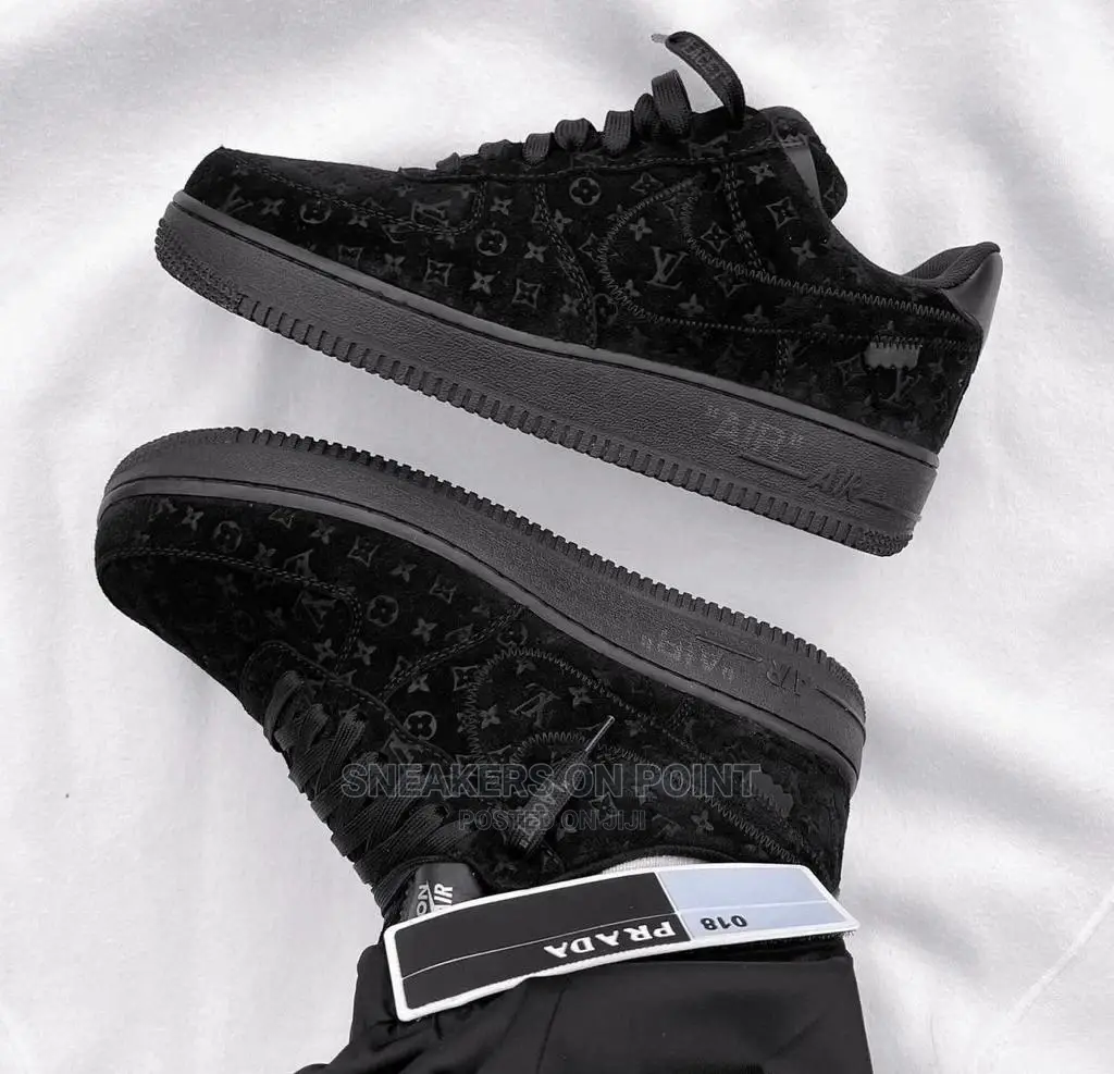 Nike Air Force Brand: Louis Vuitton