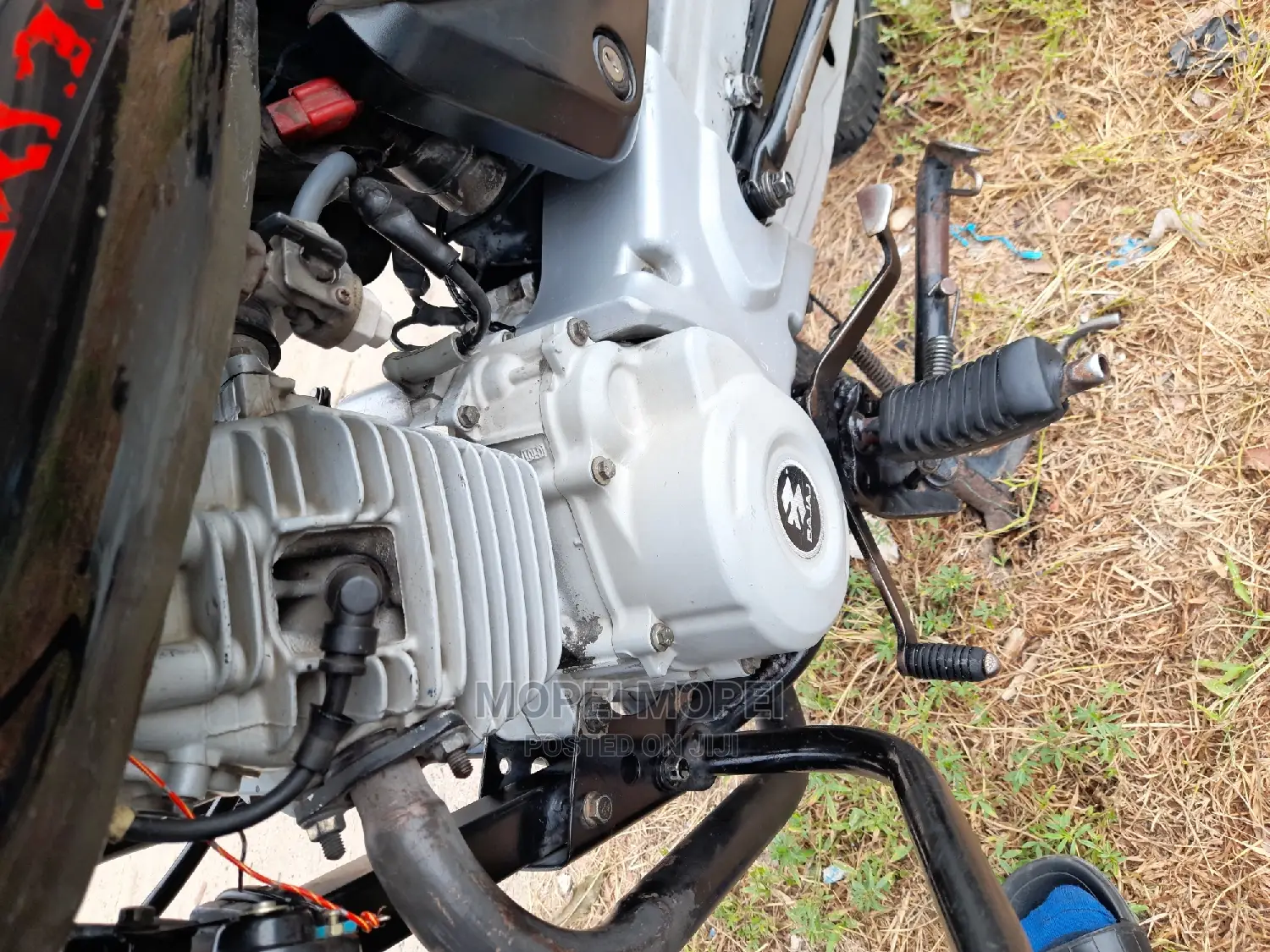 Bajaj Boxer 125 2020 Red