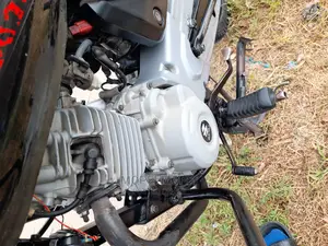 Bajaj Boxer 125 2020 Red