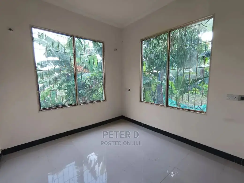 2bdrm Apartment in Kimara for Rent