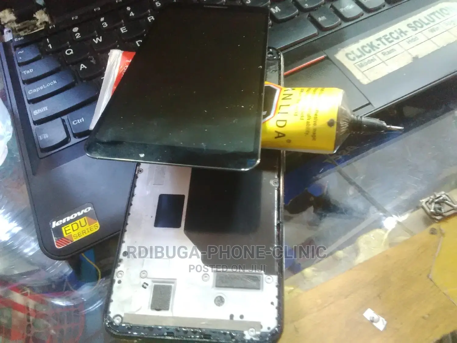 Tunabadilisha Mifuniko Ya iPhone X