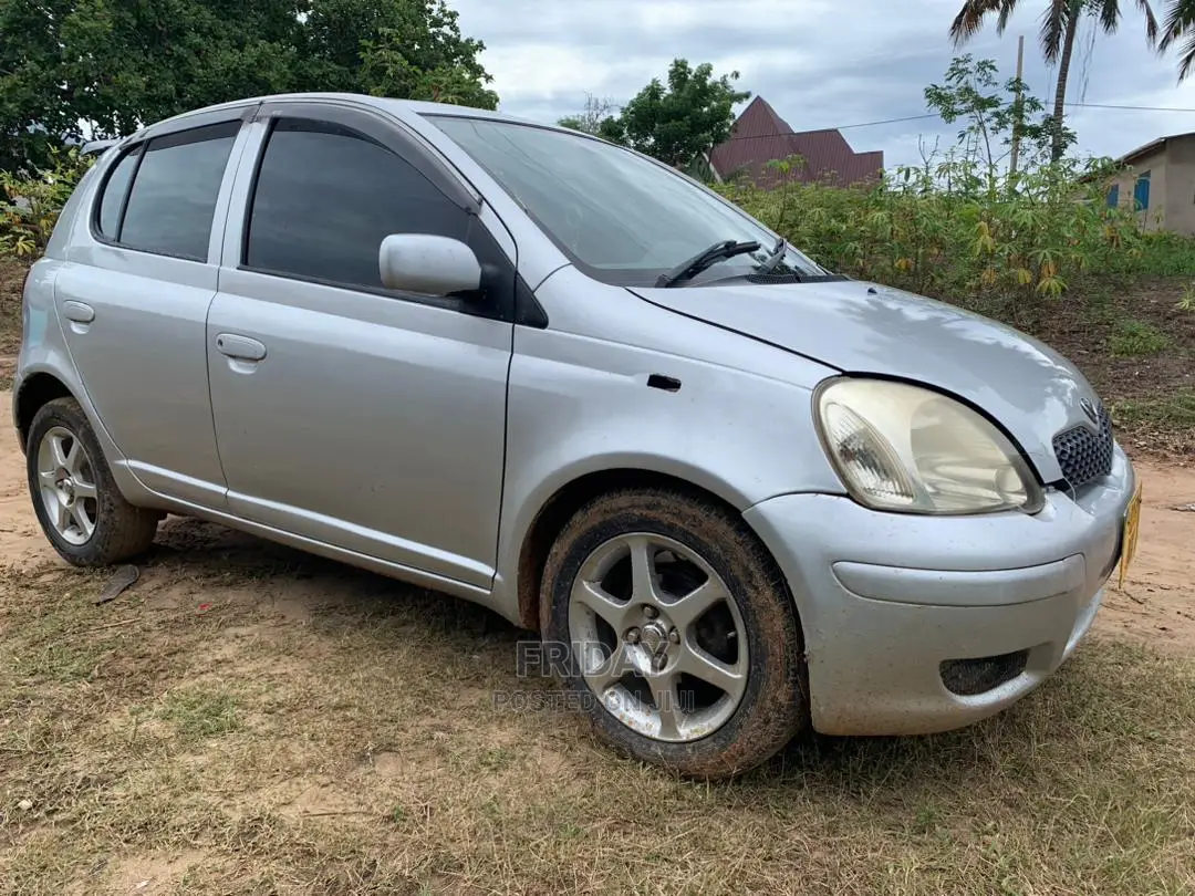 Toyota Vitz 1.3 FWD 5dr 2001 Blue