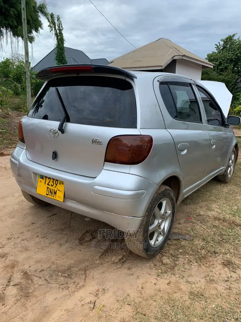 Toyota Vitz 1.3 FWD 5dr 2001 Blue