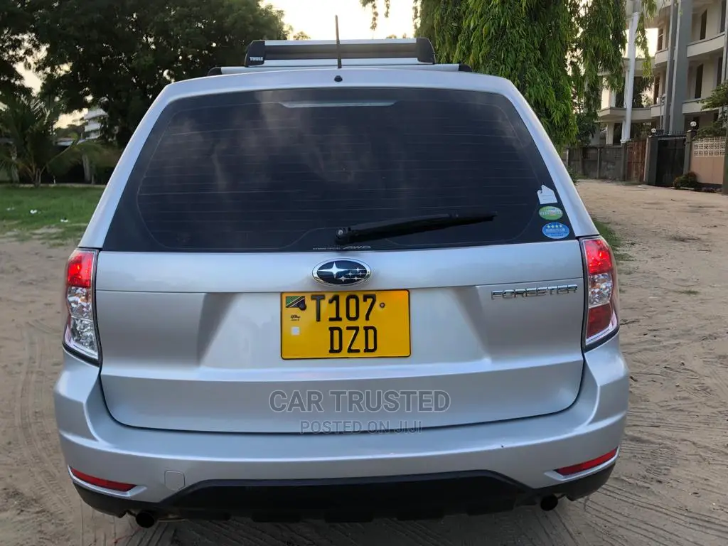 Subaru Forester 2.5X Automatic 2010 Silver