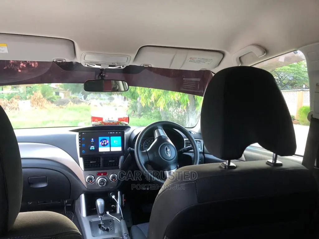 Subaru Forester 2.5X Automatic 2010 Silver