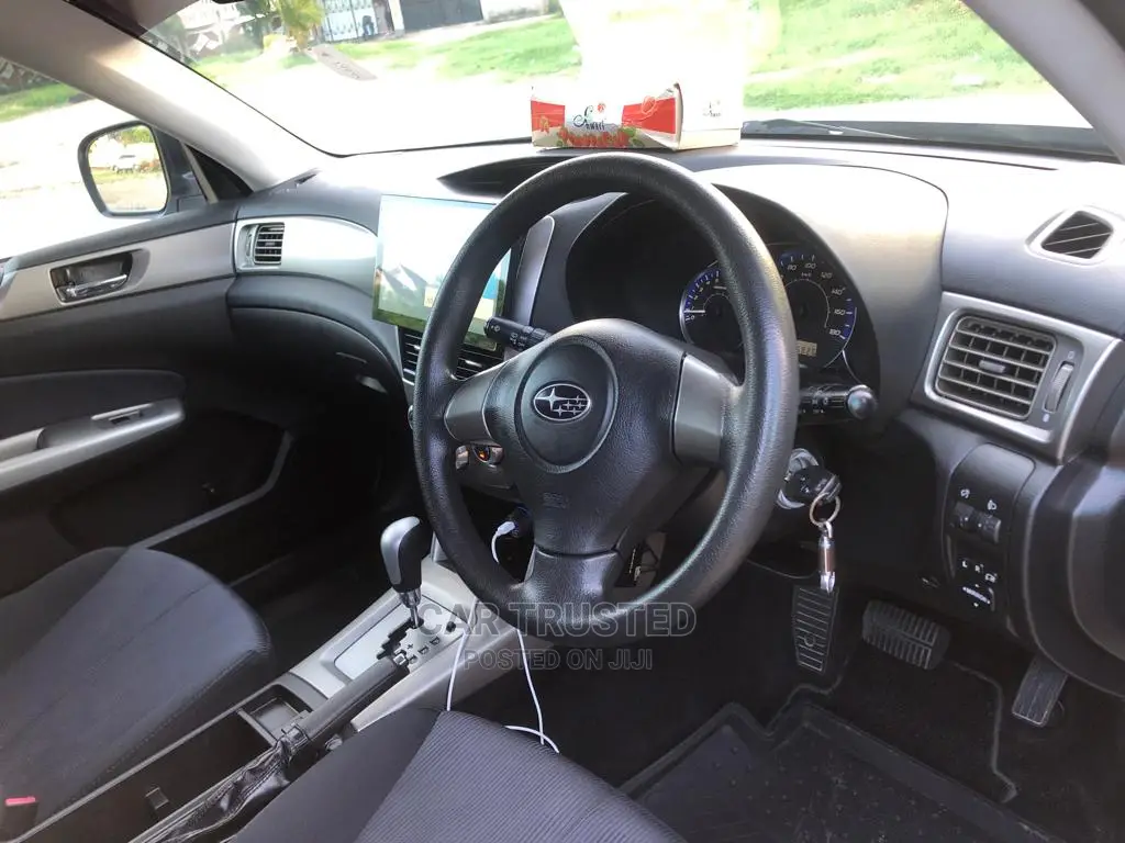 Subaru Forester 2.5X Automatic 2010 Silver