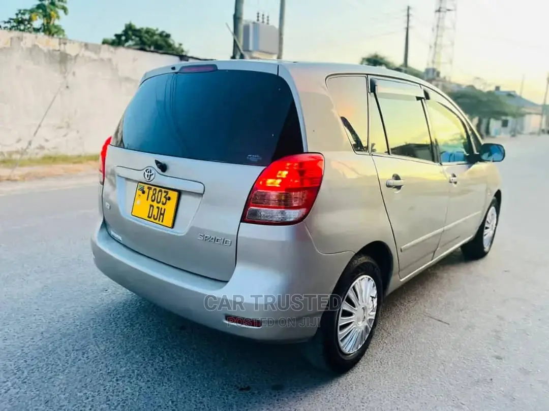 Toyota Corolla Spacio 1.8 X 2WD 2004 Silver