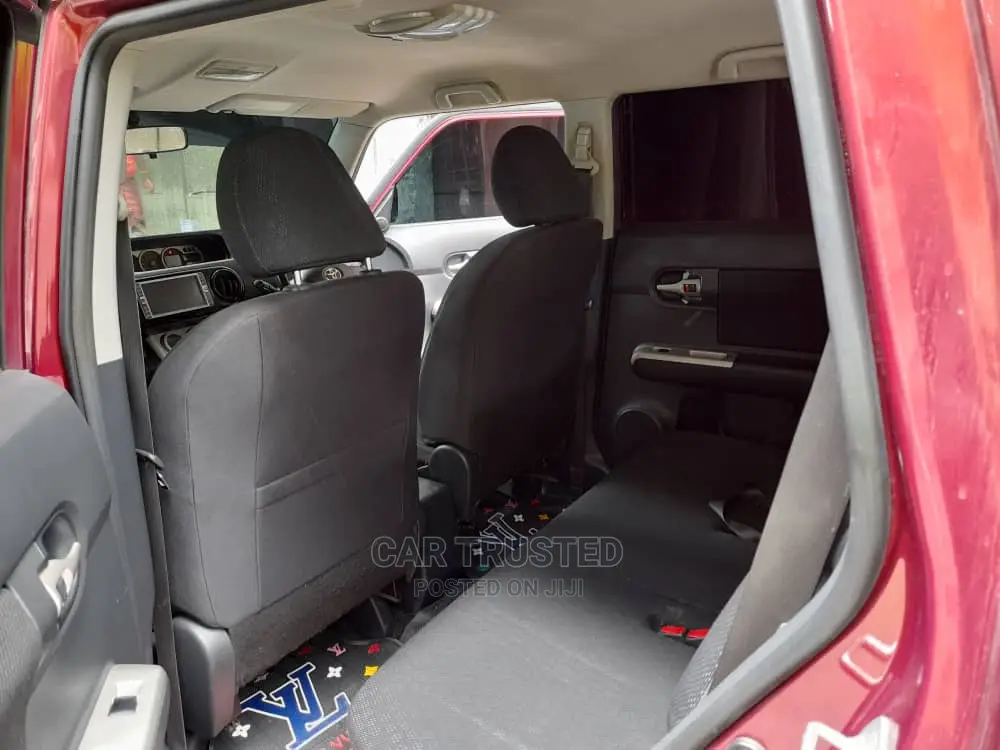 Toyota Rumion 1.5 FWD 2021 Red
