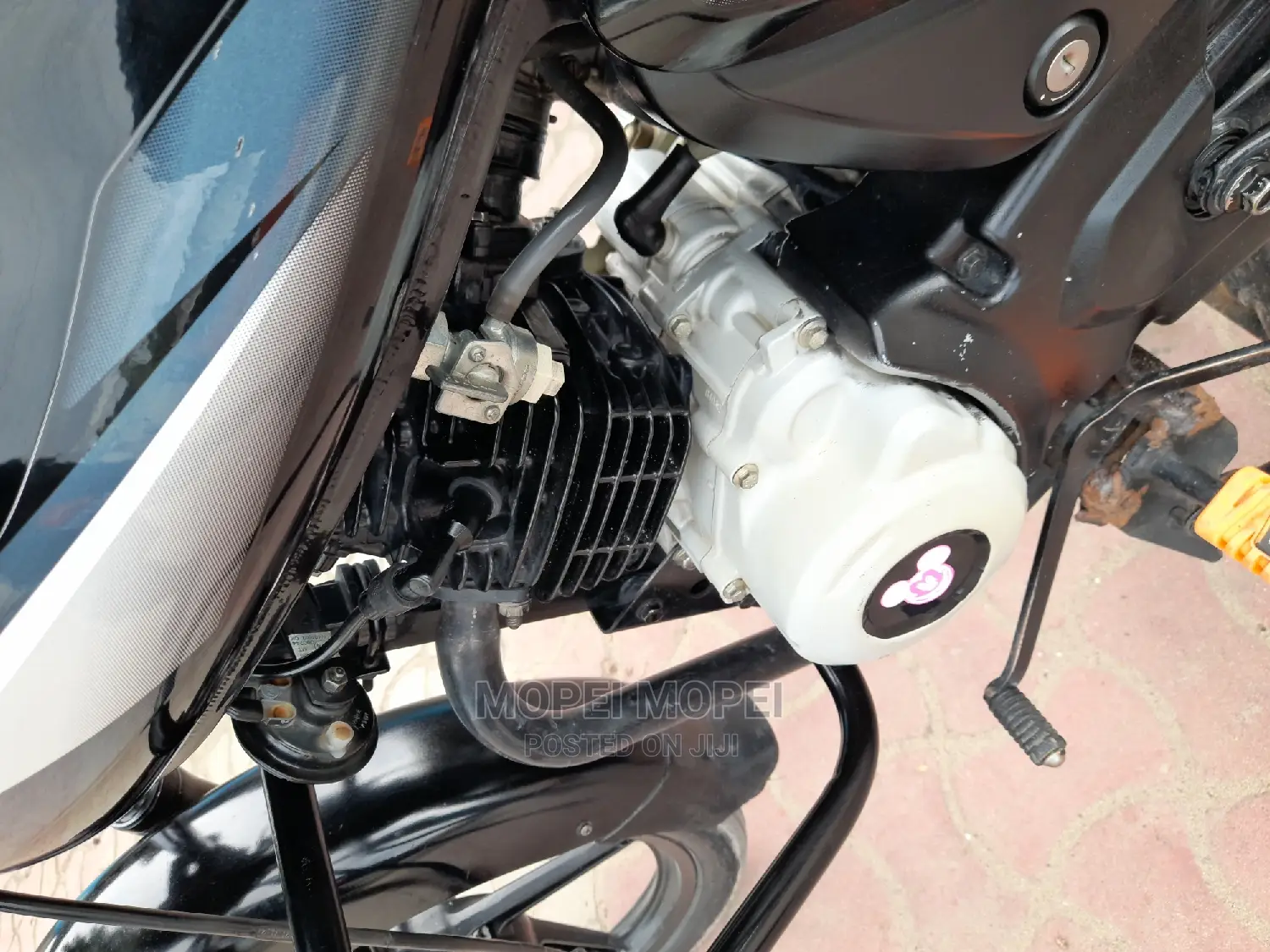 Bajaj Boxer BM100ES 2022 Gray