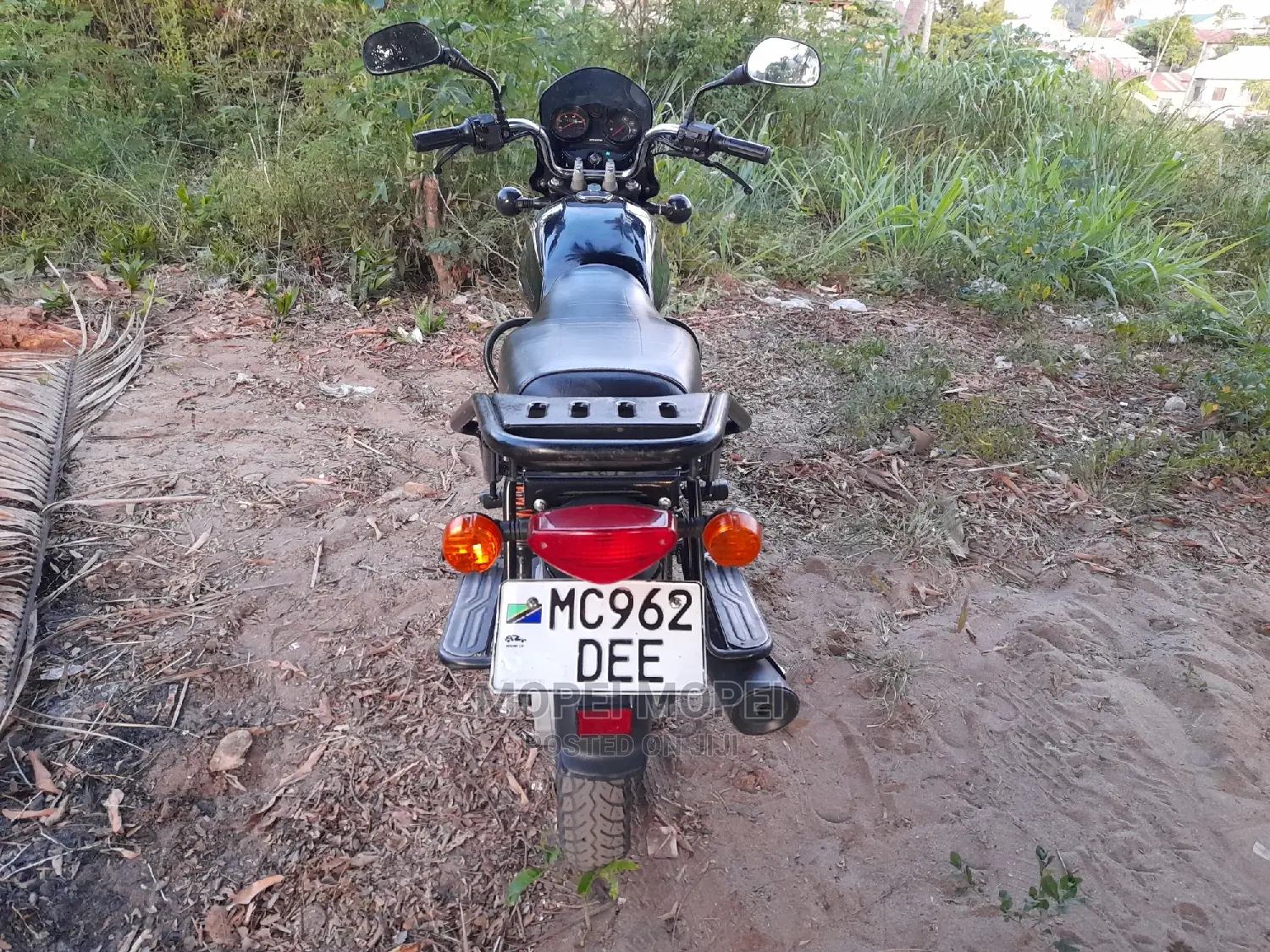 Bajaj Boxer X125 2022 Black