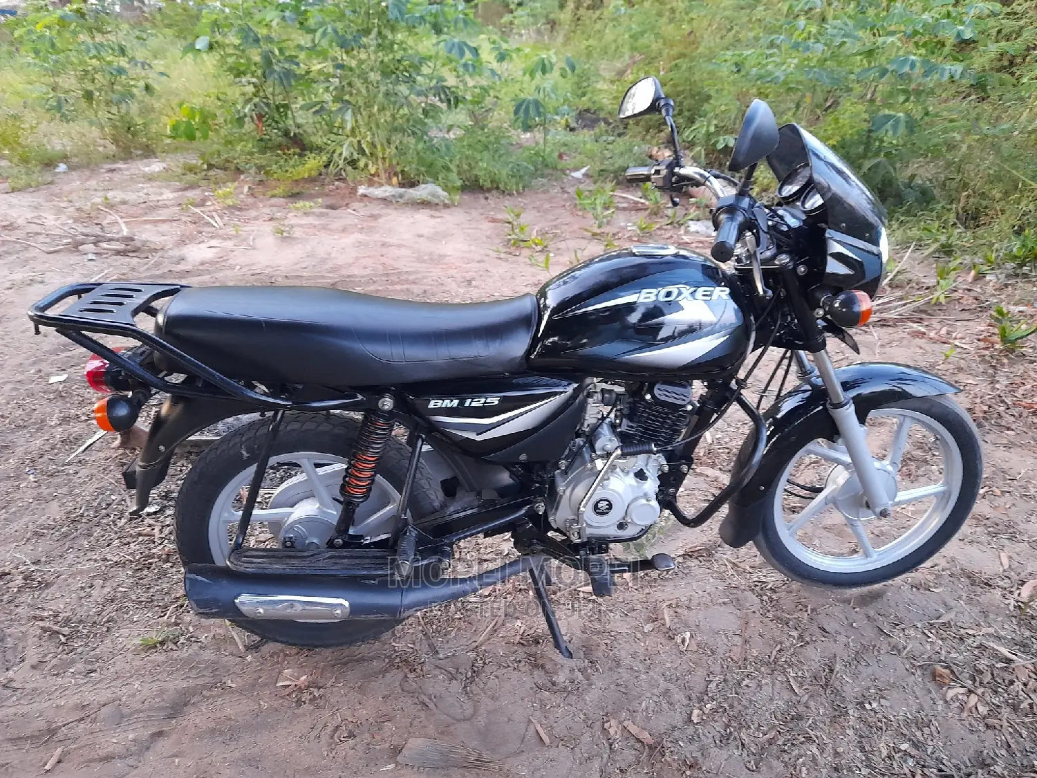 Bajaj Boxer X125 2022 Black