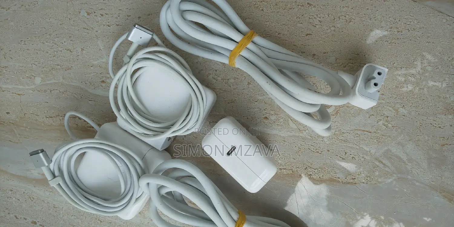 Apple Laptops Power Adapter Magsafe. Quality Products