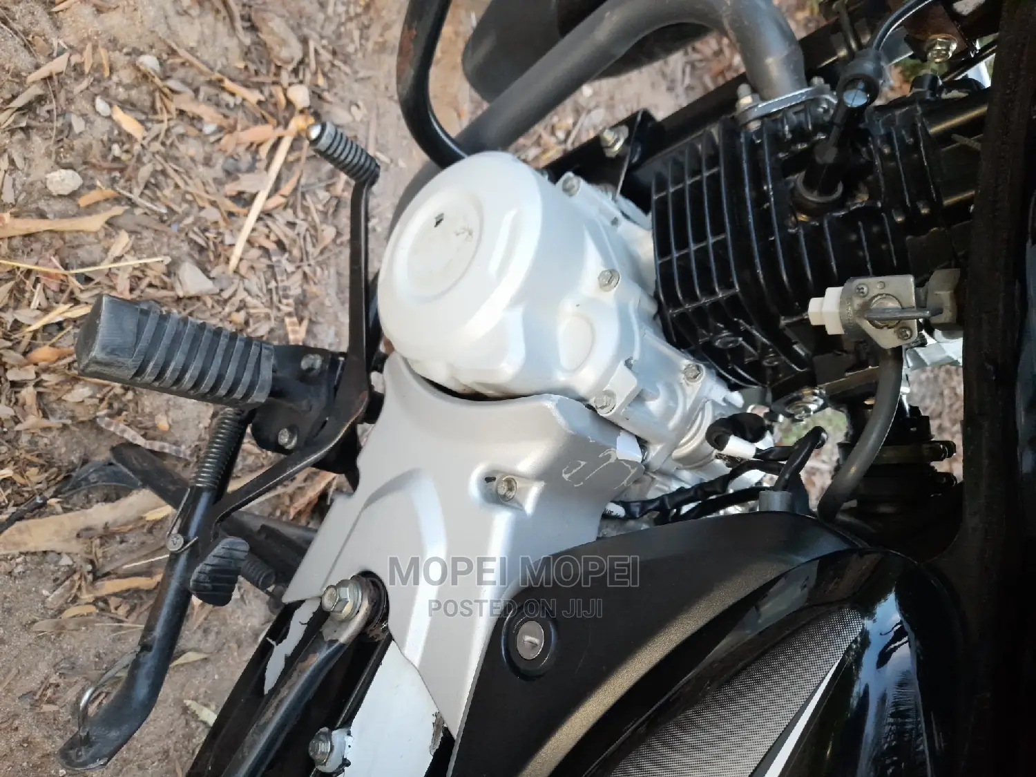 Bajaj Discover 125 2022 Gray