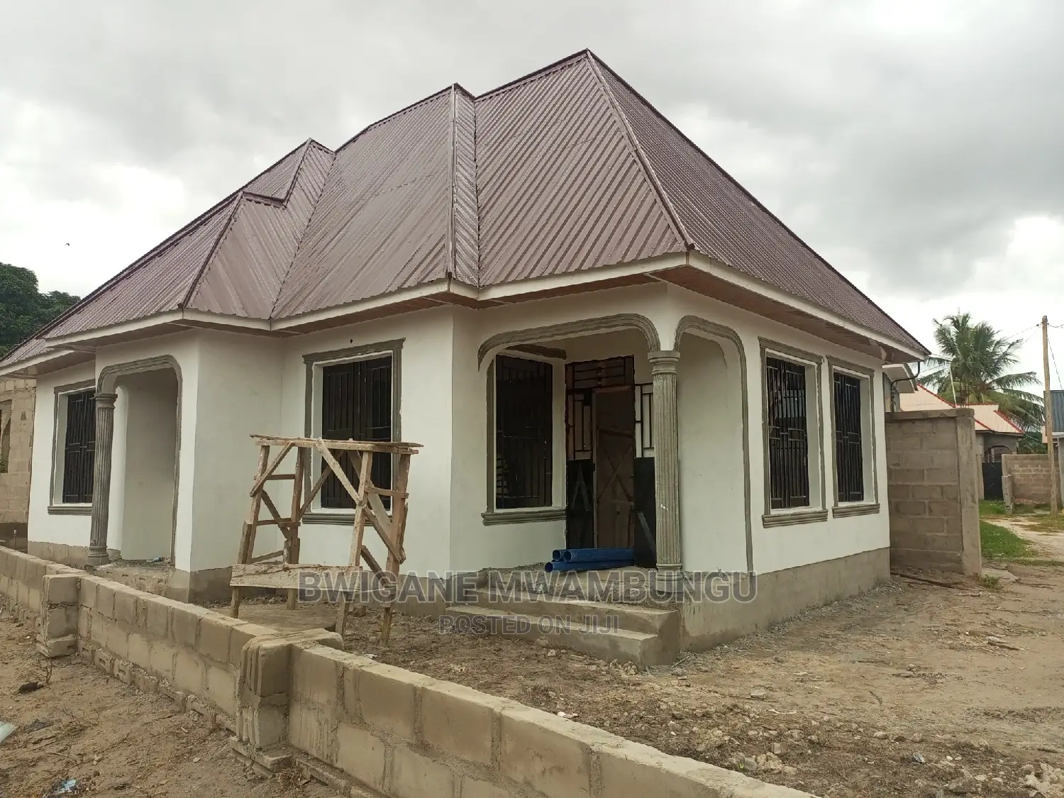 3bdrm Apartment in Chamazi Kwa Dumba, Mbagala for Sale