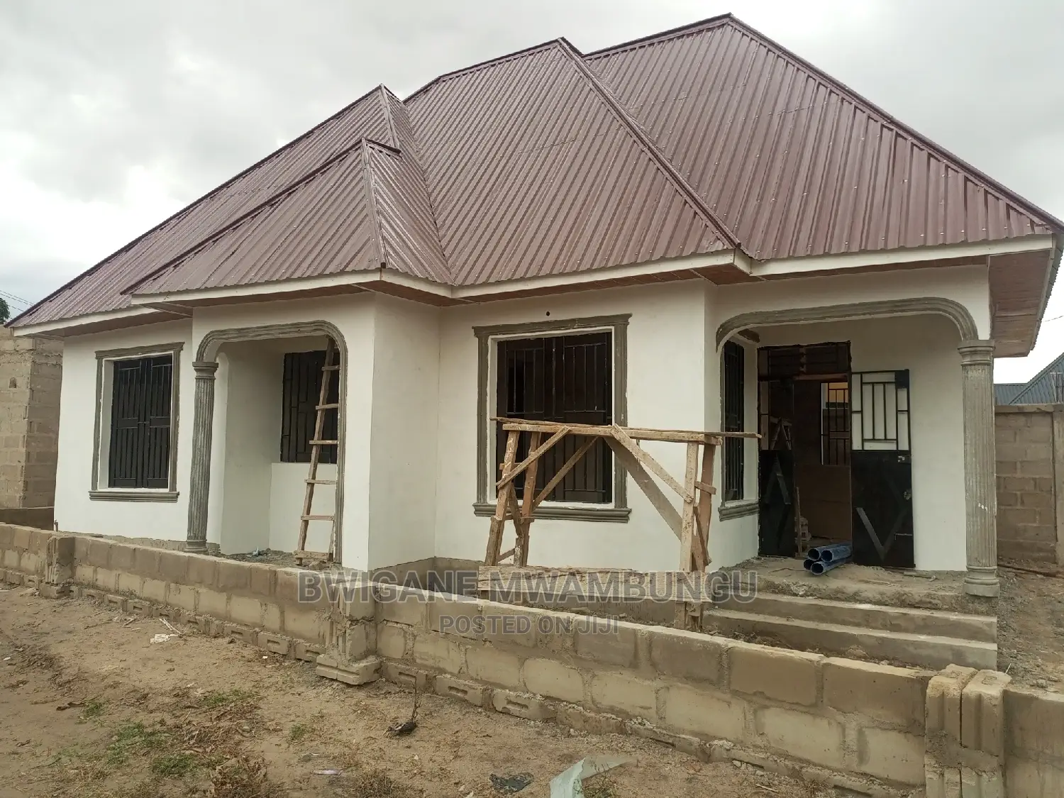 3bdrm Apartment in Chamazi Kwa Dumba, Mbagala for Sale