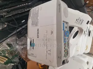 EPSON Projector Powerlite S27