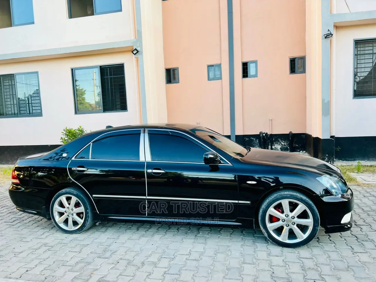 Toyota Crown Royale 2005 Black