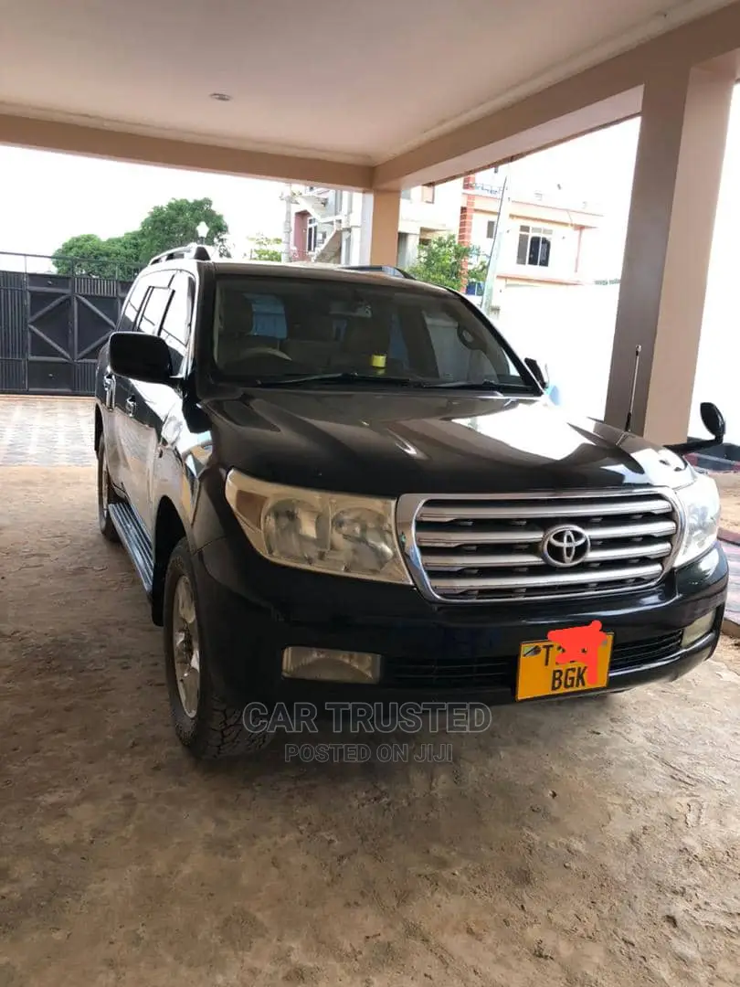 Toyota Land Cruiser 5.7 V8 2009 Black
