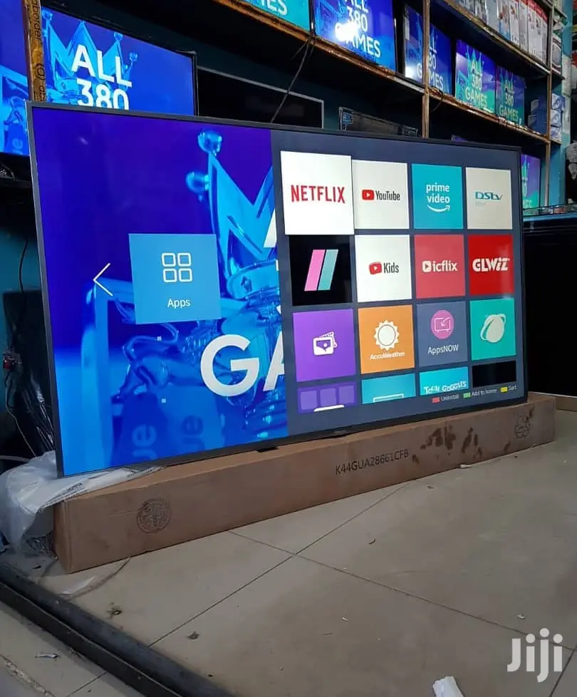 Hisense Smart Uhd TV Inch 70