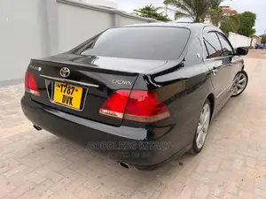 Toyota Crown 2007 Black