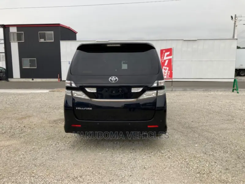 Toyota Vellfire 2010 Black