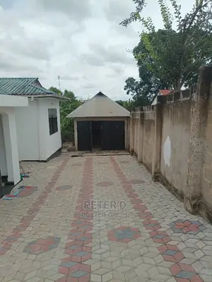 3bdrm House in Mbezi for Sale