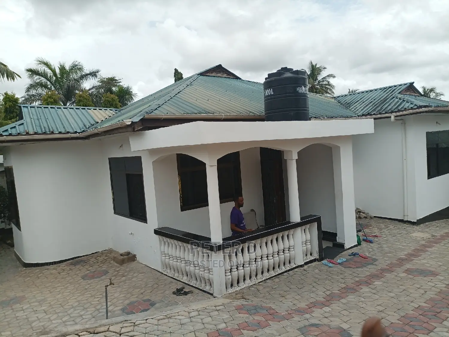 3bdrm House in Mbezi for Sale