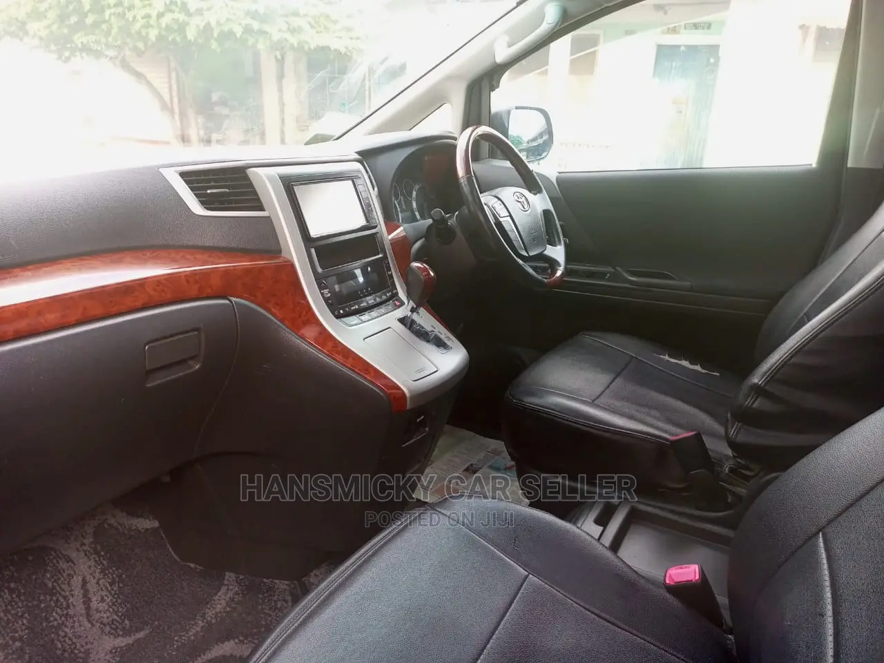 Toyota Vellfire 2010 Gray
