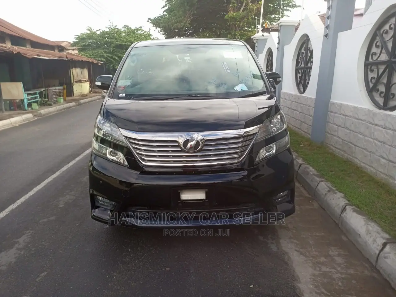 Toyota Vellfire 2010 Gray