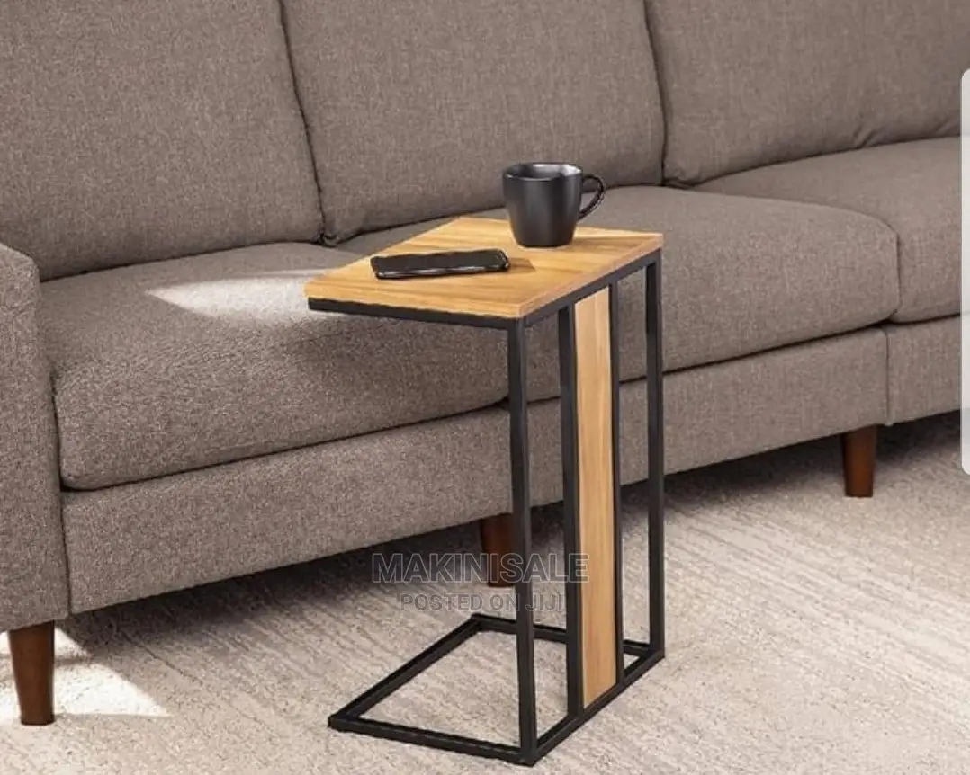 Table Nzuri Sana Simple