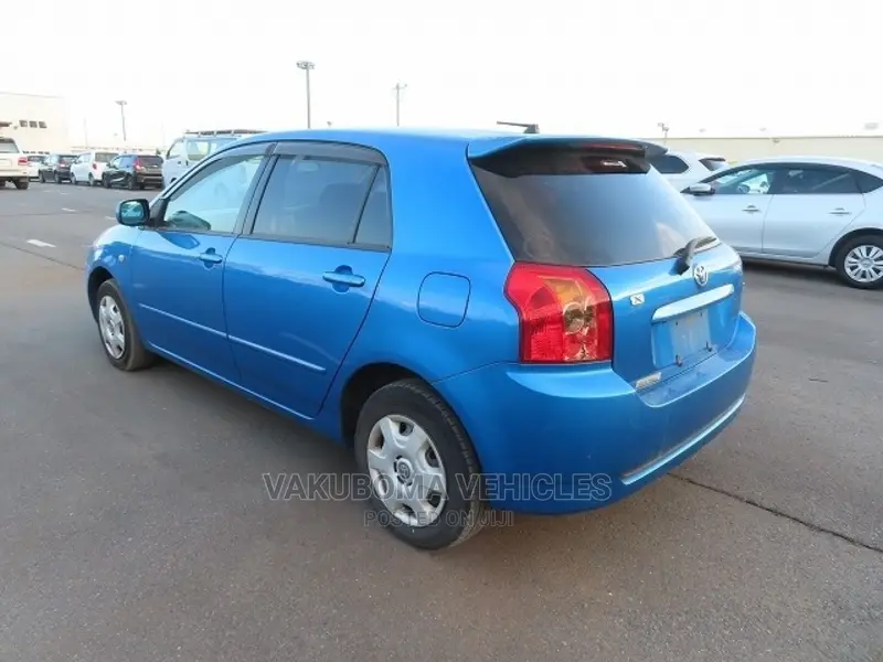 Toyota Corolla RunX 2005 Blue