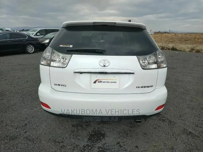 Toyota Harrier 2006 Pearl