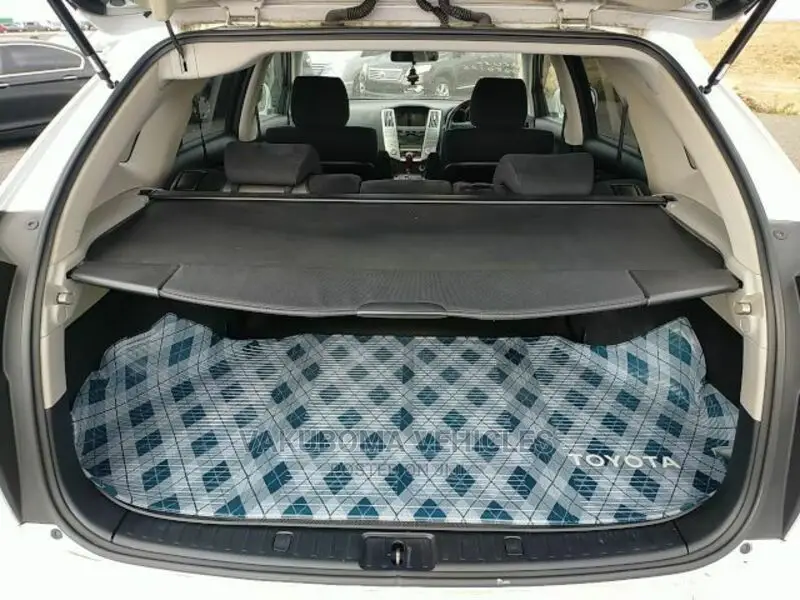 Toyota Harrier 2006 Pearl