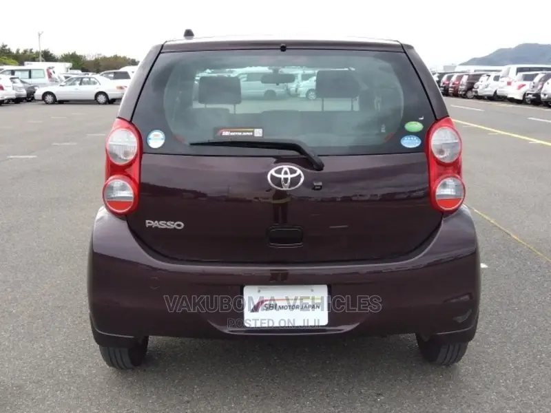 Toyota Passo 2012 Burgandy