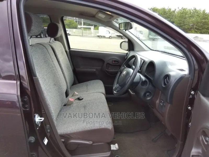 Toyota Passo 2012 Burgandy