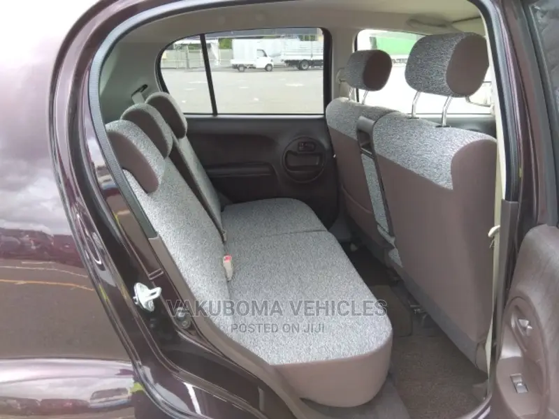 Toyota Passo 2012 Burgandy