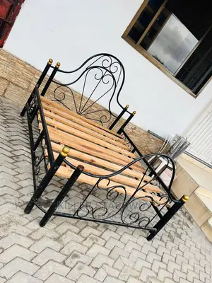 Tanda La Miguu Nane Kali Sana